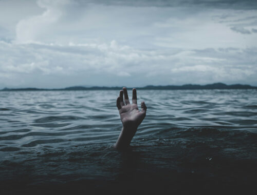 stormseeker-rX12B5uX7QM-unsplash